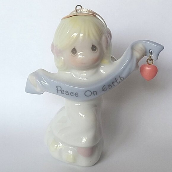 Vintage Precious Moments Christmas Angel Collectible Porcelain Figurine Ornament - Picture 4 of 7